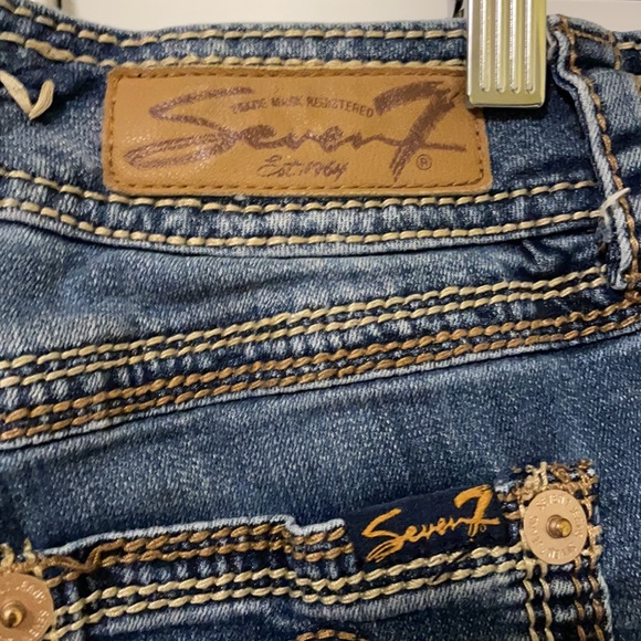 7 for all mankind | low rise bootcut | 25 - Picture 11 of 16